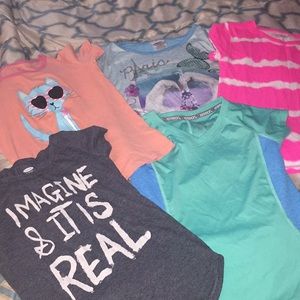 Girls tee bundle size small